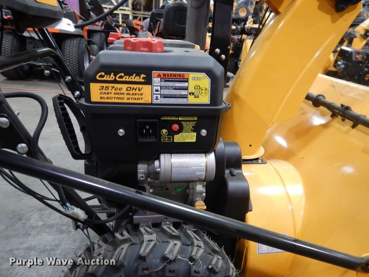 image for item IO9318 2020 Cub Cadet 2X  snow blower