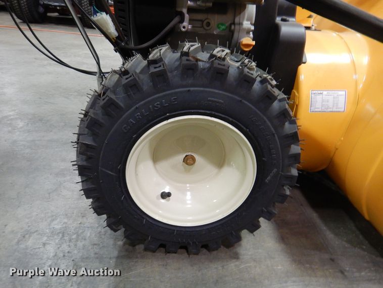 image for item IO9318 2020 Cub Cadet 2X  snow blower