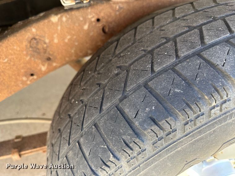 image for item JD9772 1997 Nissan  pickup truck