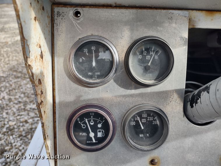 image for item JK9139 1970 Cochran Western 351  baggage conveyer vehicle