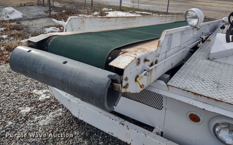 image for item JK9139 1970 Cochran Western 351  baggage conveyer vehicle