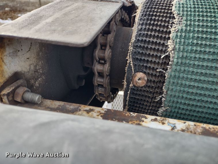 image for item JK9139 1970 Cochran Western 351  baggage conveyer vehicle