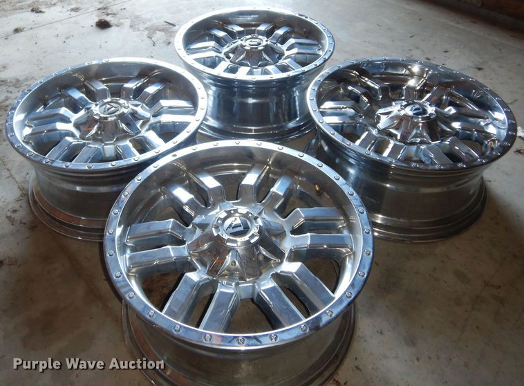 image for item JQ9960 Fuel  20x9 wheels