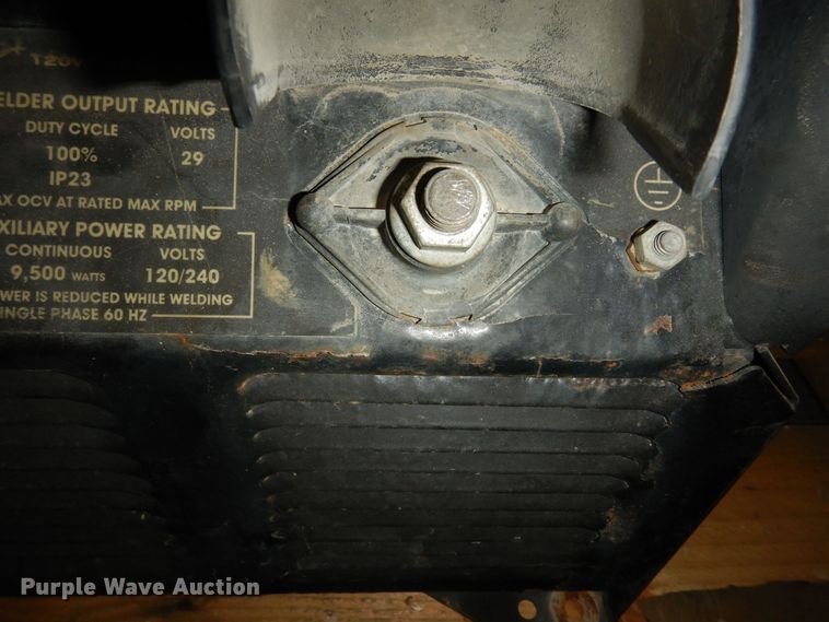 image for item JQ9980 Lincoln Electric Ranger 305G  welder