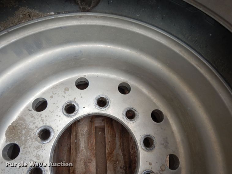 image for item JQ9981 (4) Goodyear 445/65R22.5 tires and wheels