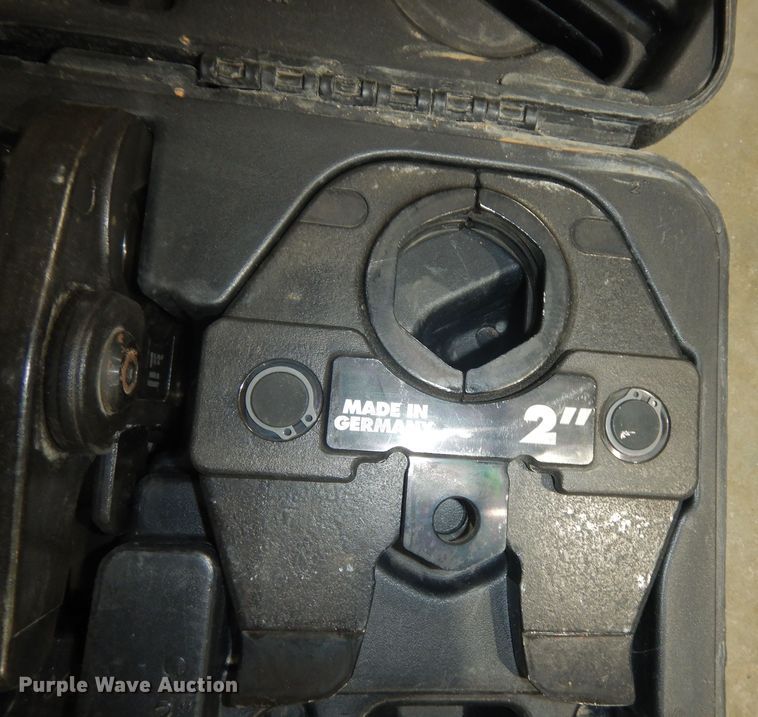 image for item JQ9998 Dewalt DCE200 pro press