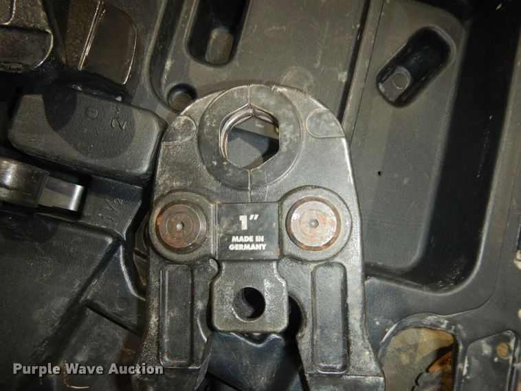 image for item JQ9998 Dewalt DCE200 pro press