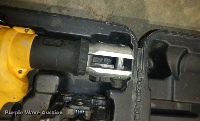 image for item JQ9998 Dewalt DCE200 pro press