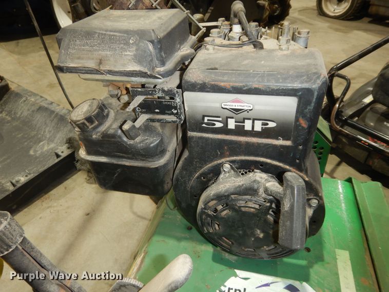 image for item JR9000 Lawn equipment