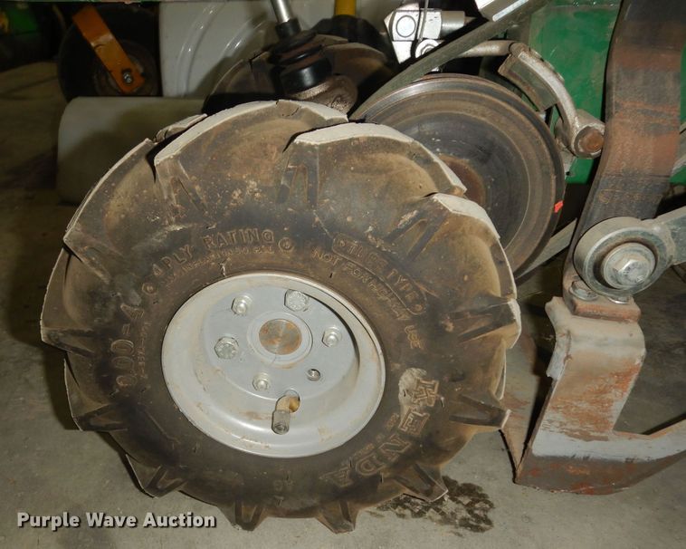 image for item JR9000 Lawn equipment