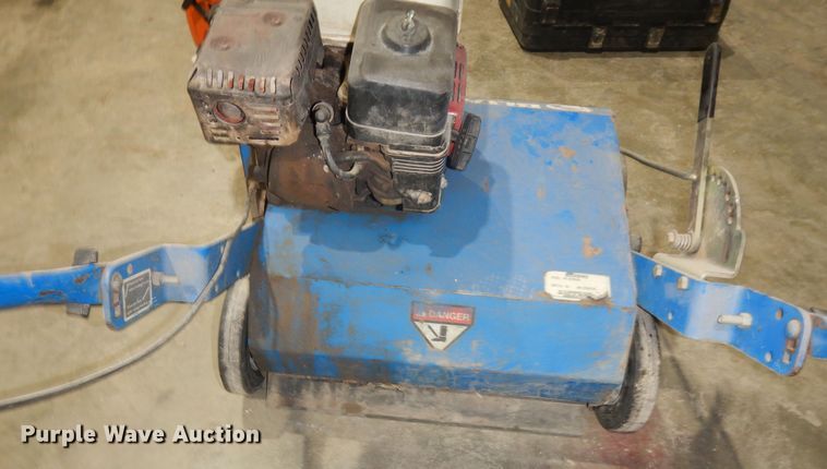 image for item JR9000 Lawn equipment