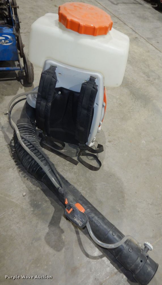 image for item JR9001 Lawn and garden equipment