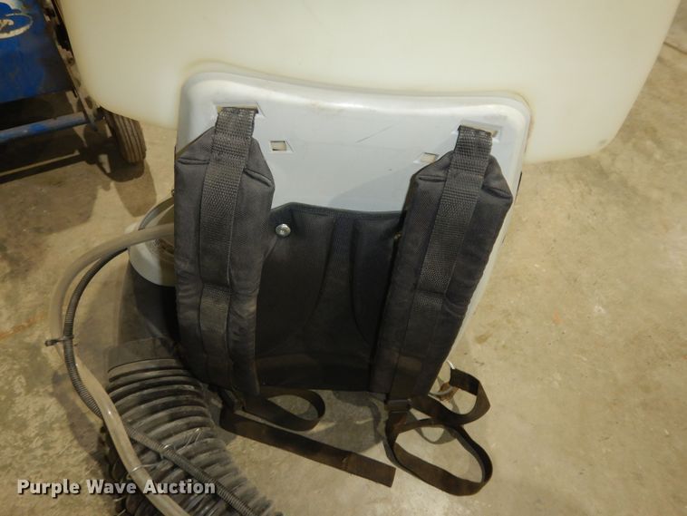 image for item JR9001 Lawn and garden equipment