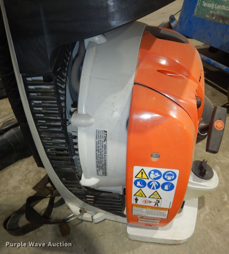 image for item JR9001 Lawn and garden equipment