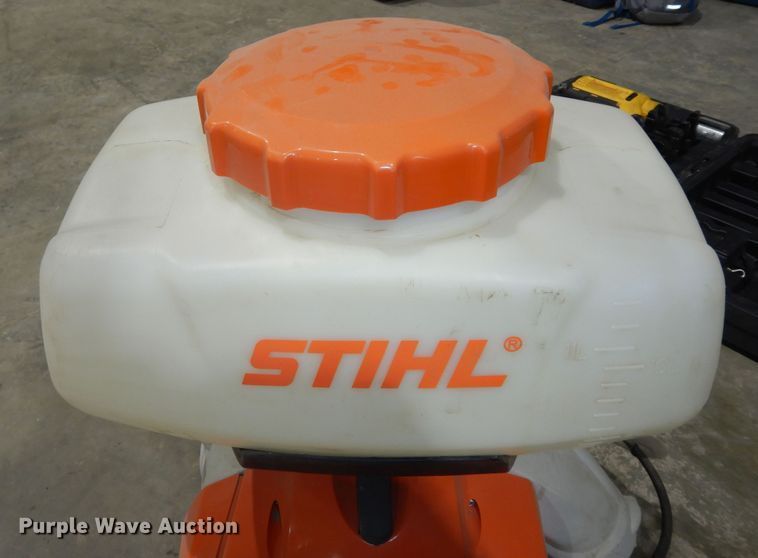 image for item JR9001 Lawn and garden equipment