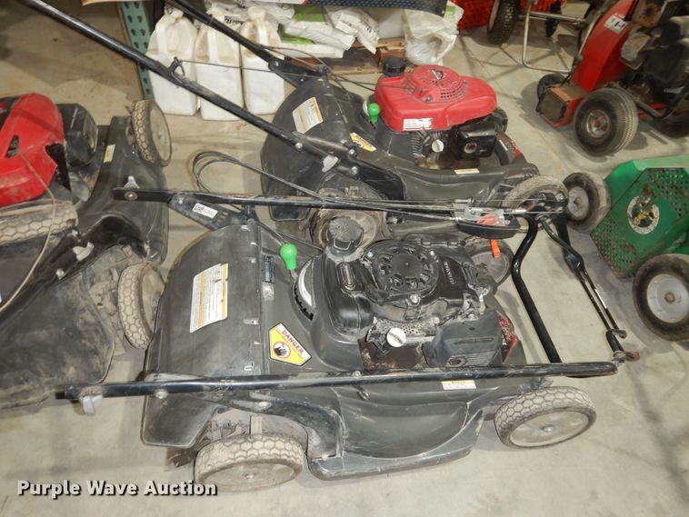 image for item JR9001 Lawn and garden equipment