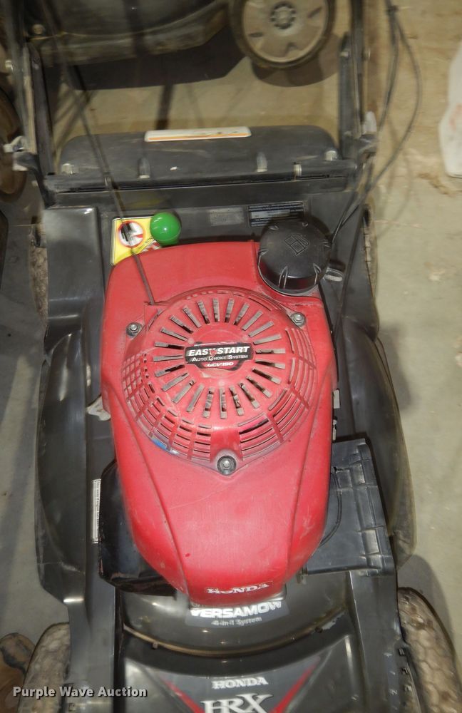 image for item JR9001 Lawn and garden equipment