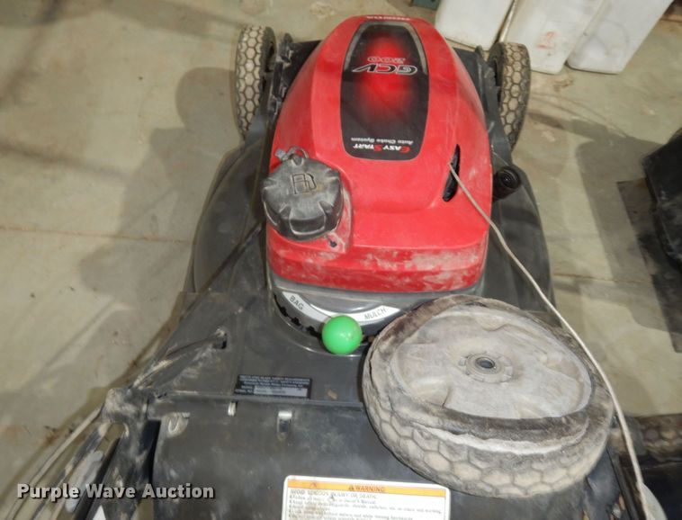 image for item JR9001 Lawn and garden equipment