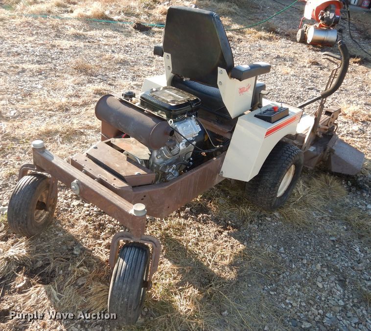 image for item JR9019 Grasshopper 616  ZTR lawn mower