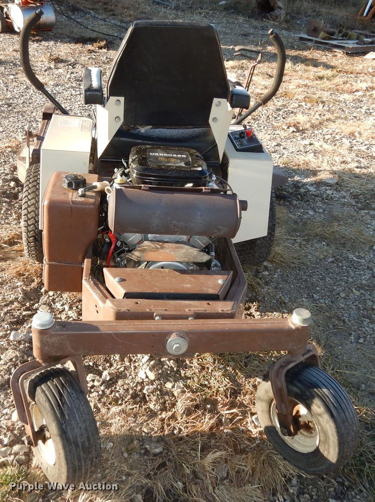 image for item JR9019 Grasshopper 616  ZTR lawn mower