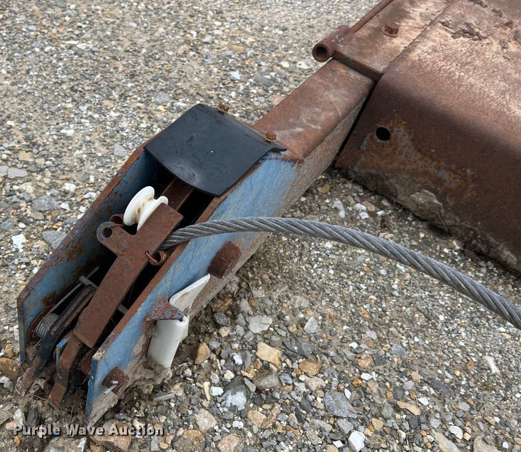 image for item JU9695 Rotary SM121  automotive lift