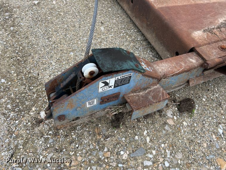 image for item JU9695 Rotary SM121  automotive lift