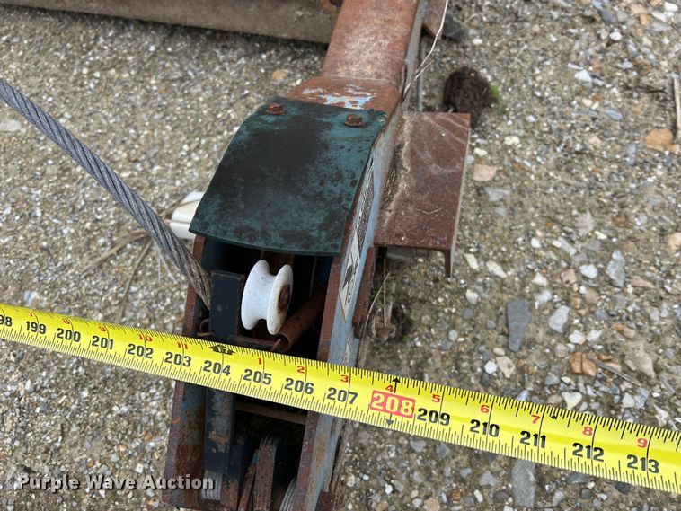 image for item JU9695 Rotary SM121  automotive lift