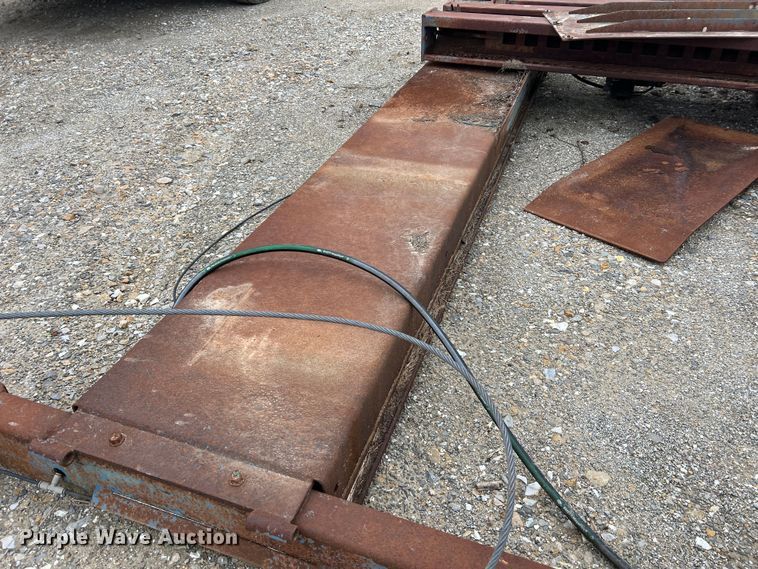 image for item JU9695 Rotary SM121  automotive lift