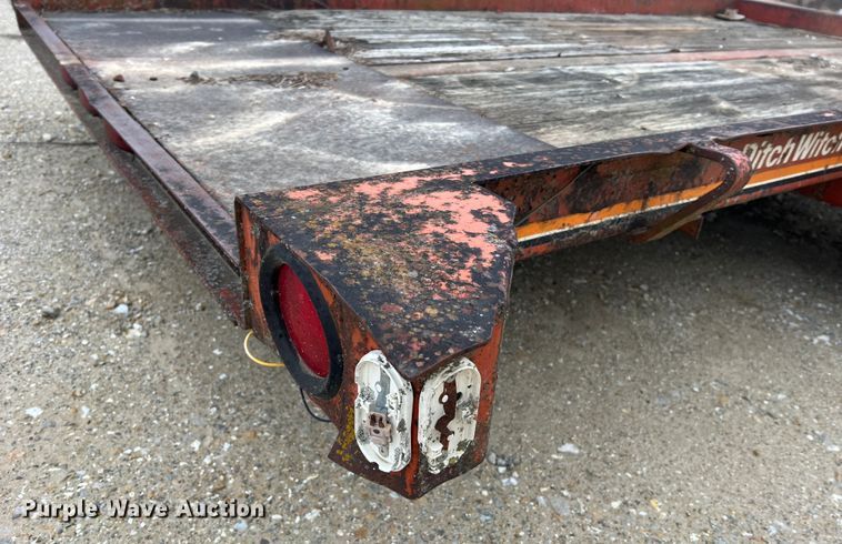 image for item JU9696 1989 Ditch Witch S5A  tilt deck equipment trailer