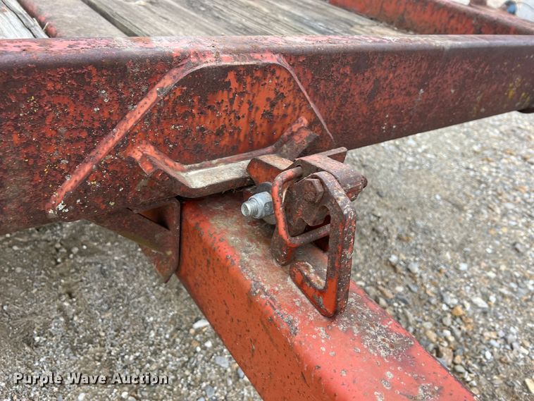 image for item JU9696 1989 Ditch Witch S5A  tilt deck equipment trailer