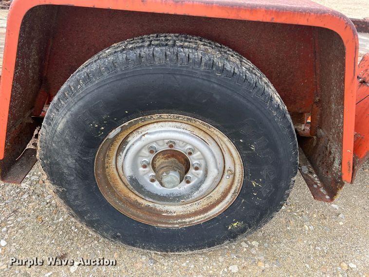 image for item JU9696 1989 Ditch Witch S5A  tilt deck equipment trailer