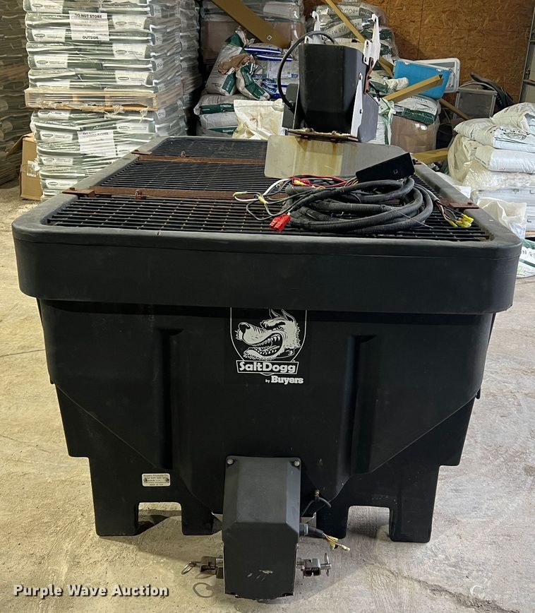 image for item JU9697 Buyers Salt Dogg SHPE 1500 Series  spreader