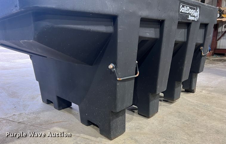 image for item JU9697 Buyers Salt Dogg SHPE 1500 Series  spreader