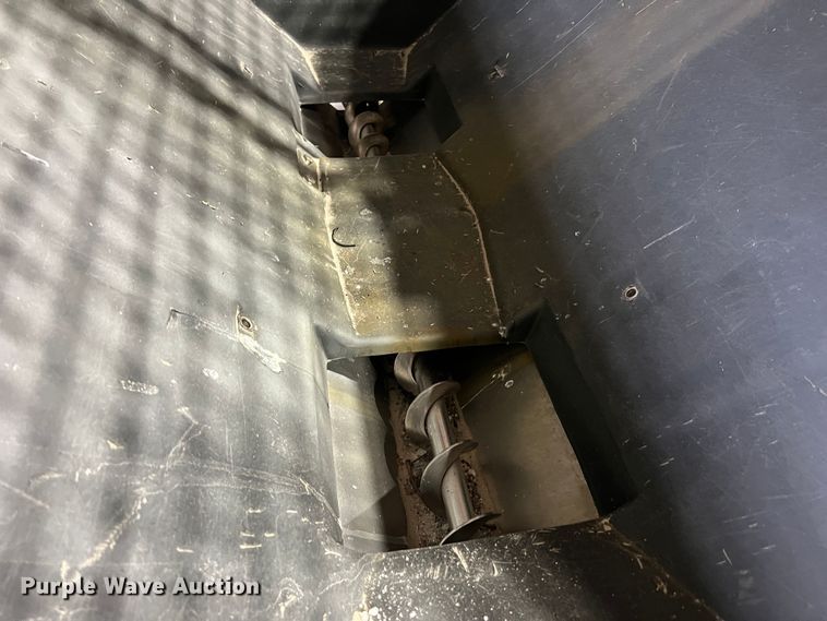 image for item JU9697 Buyers Salt Dogg SHPE 1500 Series  spreader