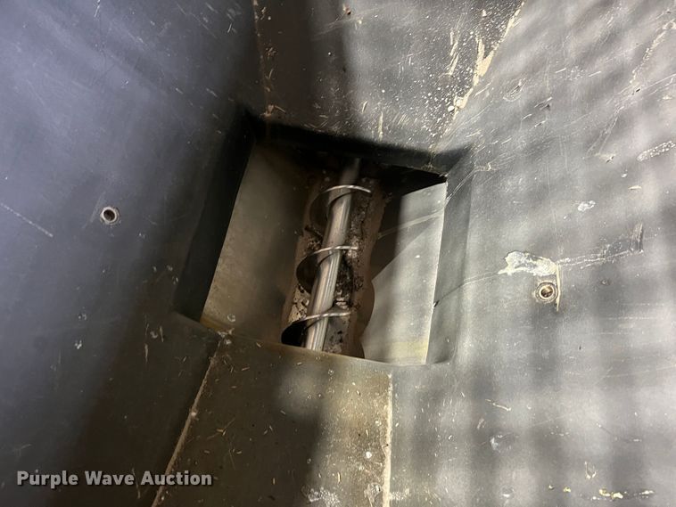 image for item JU9697 Buyers Salt Dogg SHPE 1500 Series  spreader