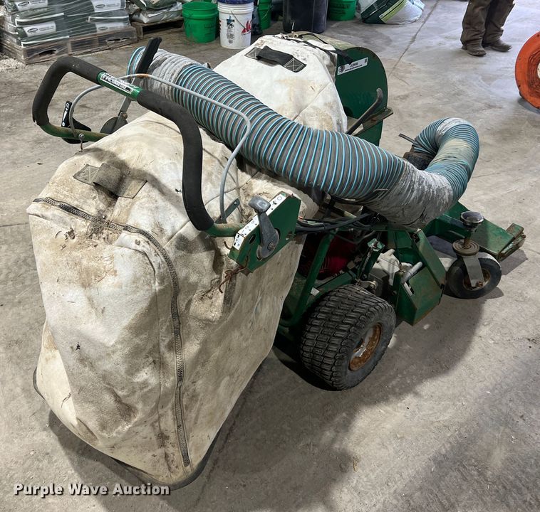 image for item JU9698 Billy Goat VQ802SPH  lawn vacuum