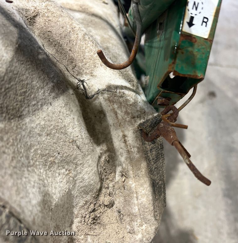 image for item JU9698 Billy Goat VQ802SPH  lawn vacuum