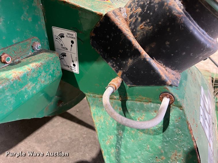 image for item JU9698 Billy Goat VQ802SPH  lawn vacuum