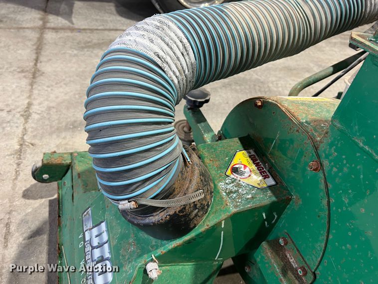 image for item JU9698 Billy Goat VQ802SPH  lawn vacuum