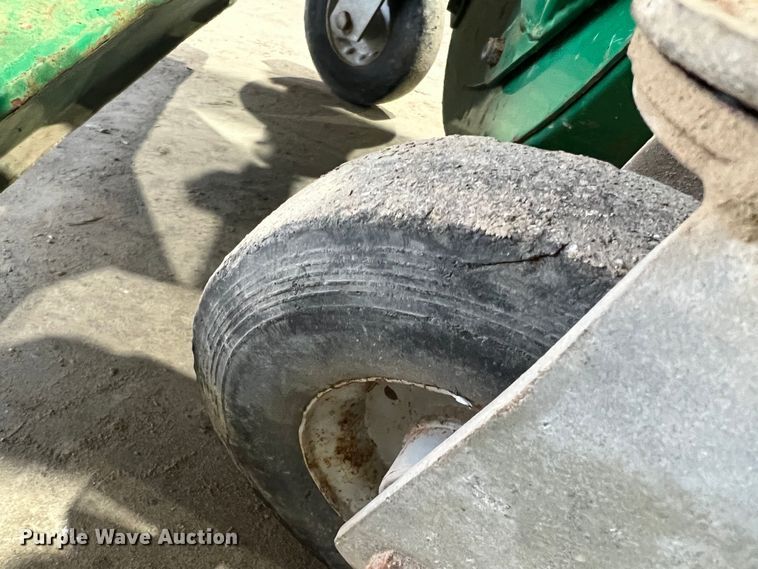 image for item JU9698 Billy Goat VQ802SPH  lawn vacuum