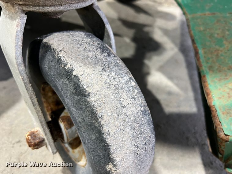 image for item JU9698 Billy Goat VQ802SPH  lawn vacuum