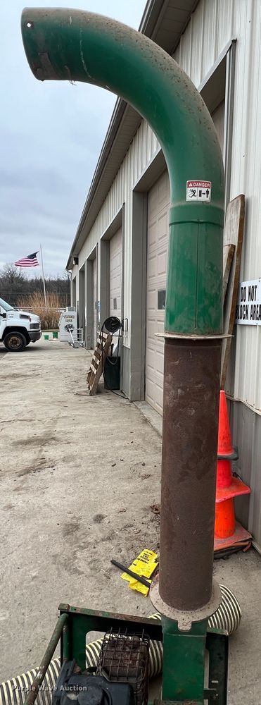 image for item JU9702 Billy Goat  lawn vacuum