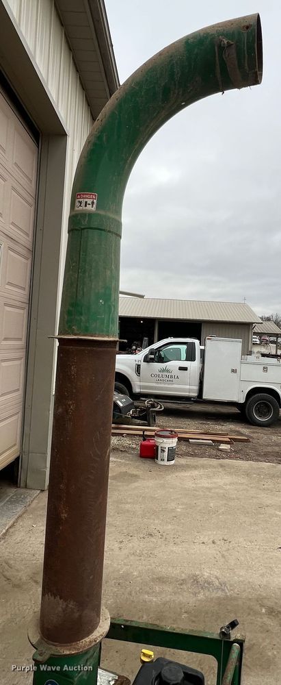 image for item JU9702 Billy Goat  lawn vacuum