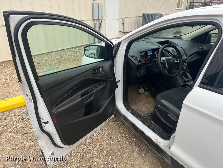 image for item JU9756 2014 Ford Escape S  SUV