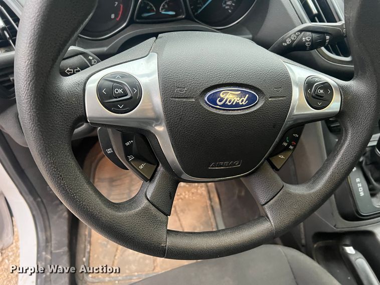 image for item JU9756 2014 Ford Escape S  SUV