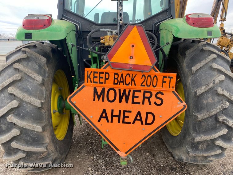 image for item JW9214 2003 John Deere 6415 tractor