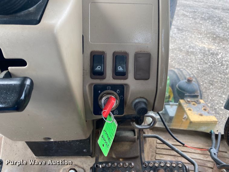 image for item JW9214 2003 John Deere 6415 tractor