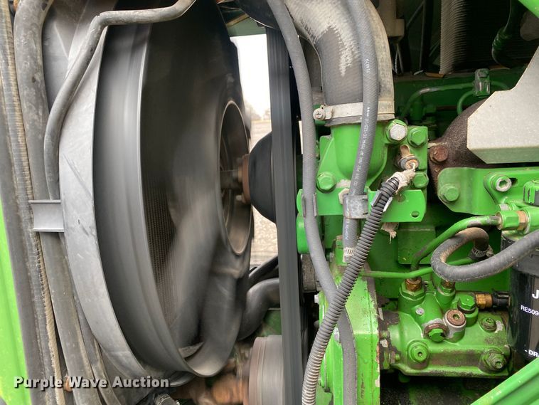 image for item JW9214 2003 John Deere 6415 tractor