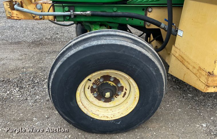 image for item JW9214 2003 John Deere 6415 tractor