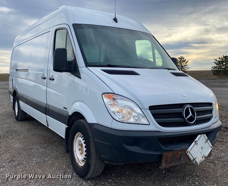 image for item JW9220 2011 Mercedes Benz Sprinter 2500  van